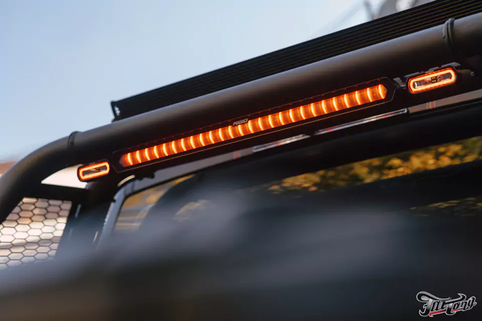 Установили пневмосигнал Тифон Т-37 и дополнительное освещение на Ford Raptor R